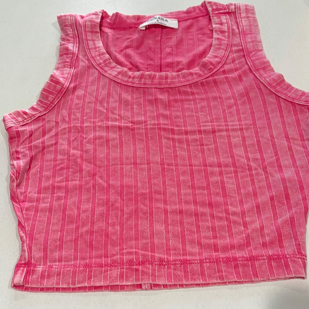 New Zenana Ribbed Sleeveless Scoop Neck Cropped Tank Buttery Soft Top Pink - Picture 2 of 4